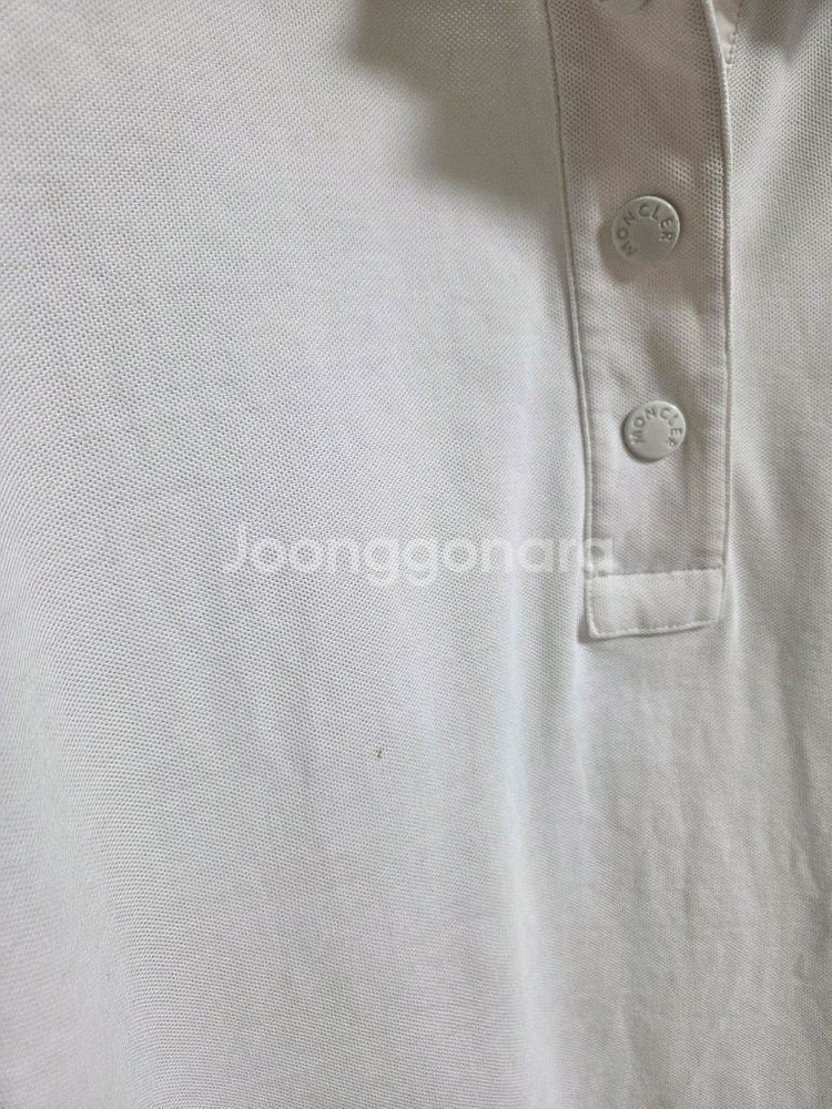 몽클레어 로고 패치 반팔티셔츠--2