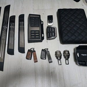 폭스바겐 신형 티구안 용품 판매합니다