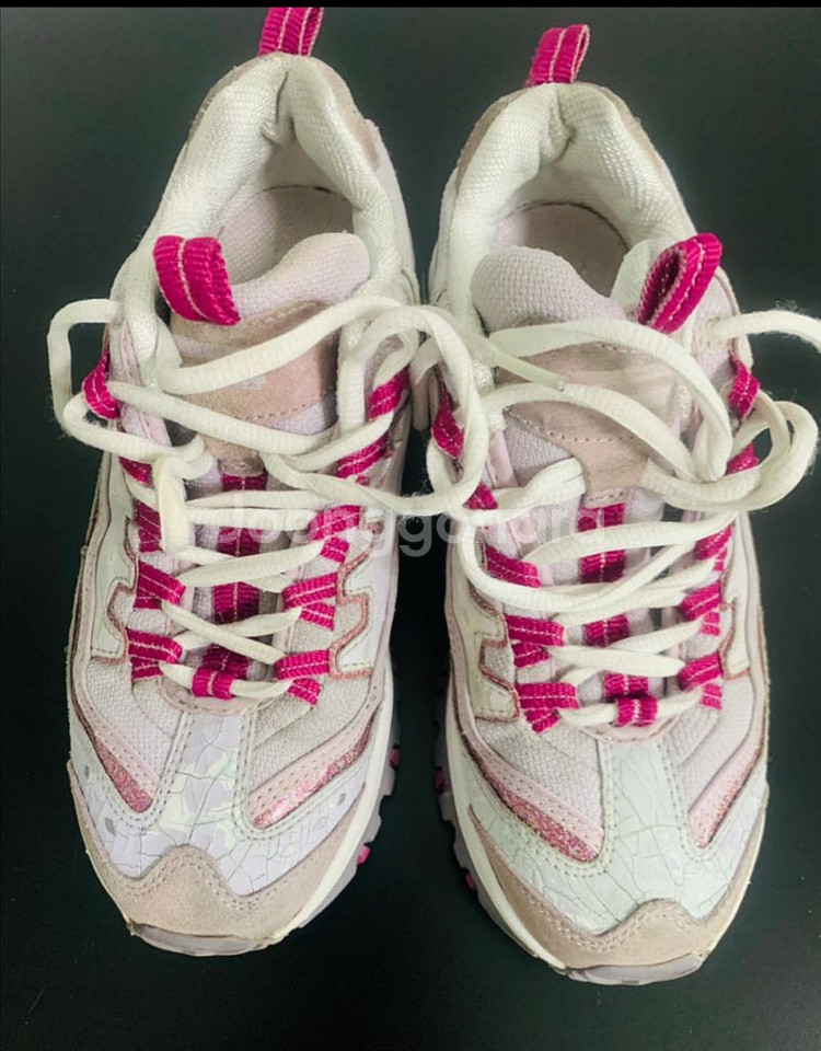 스케쳐스 딜라이트 어글리슈즈 스니커즈 230--0