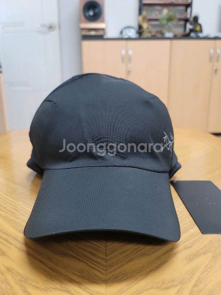 아크테릭스 칼버스캡 새제품 판매합니다.--0