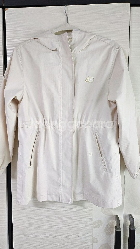 뉴발란스키즈 여아 바람막이 150--0