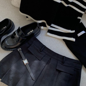 쥬드 플리츠 스커트S