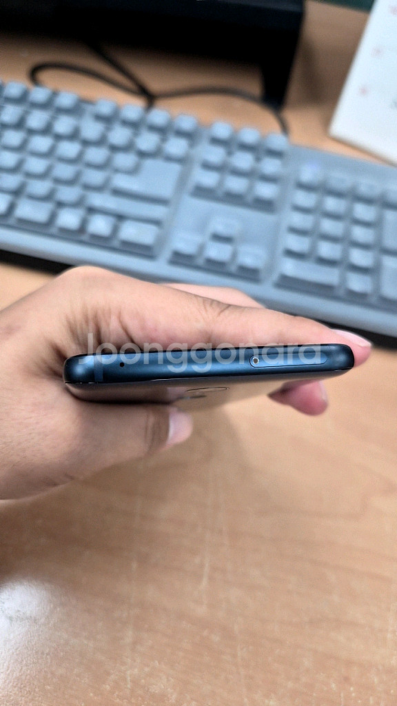 LG Q9판매해요--2