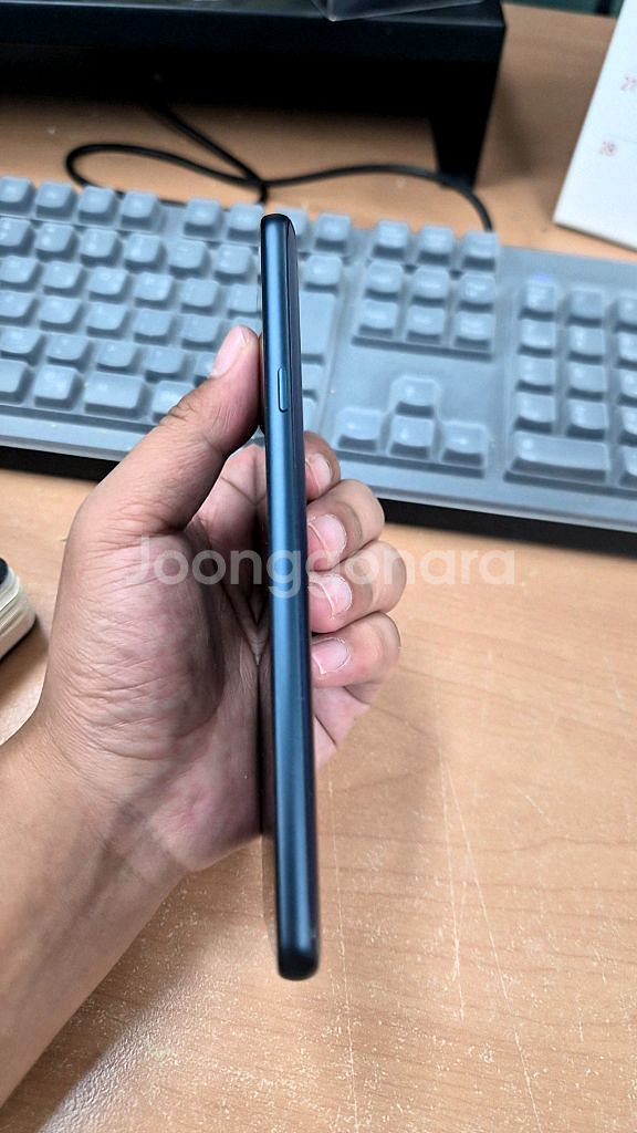 LG Q9판매해요--4