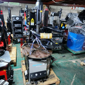 중고리프트얼라이용리프트 및 3D 존빈 탈착기 바란스