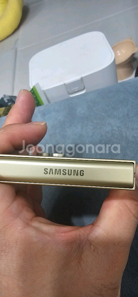 개인 갤럭시z 플립6 256g 옐로우--5