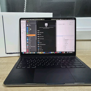 맥북에어 M2 16GB/512GB 풀박. 애플케어