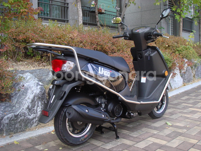 U 100 2025년식 신차 팝니다.--2