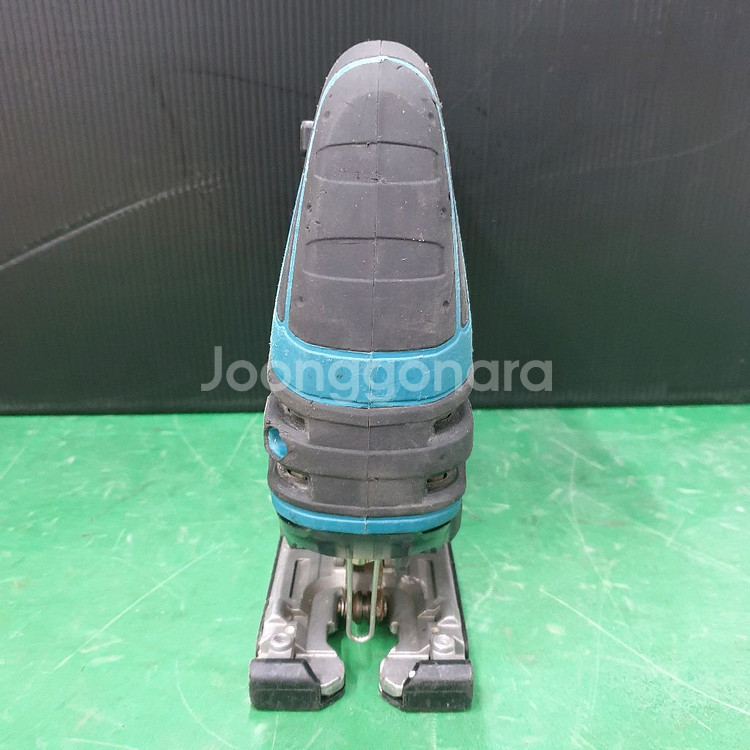 마끼다 충전직소 DJV180배터리포함--1