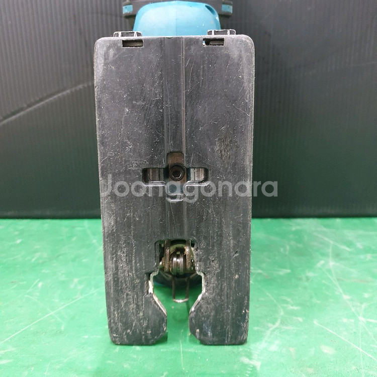 마끼다 충전직소 DJV180배터리포함--5