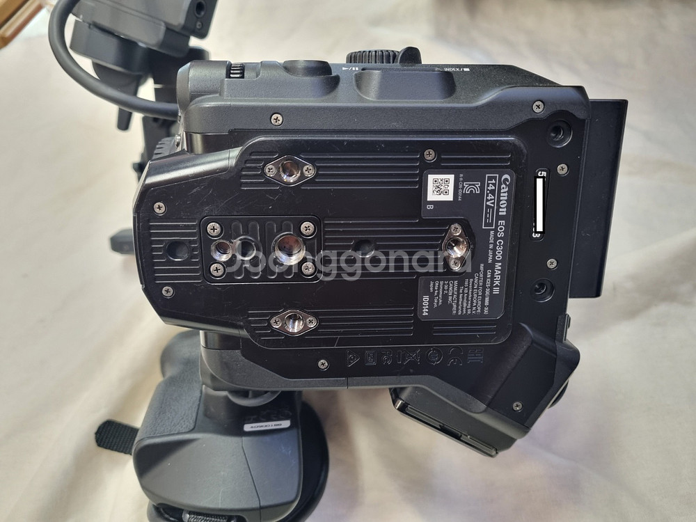 캐논 c300 mark3 시네마 카메라 판매합니다--4