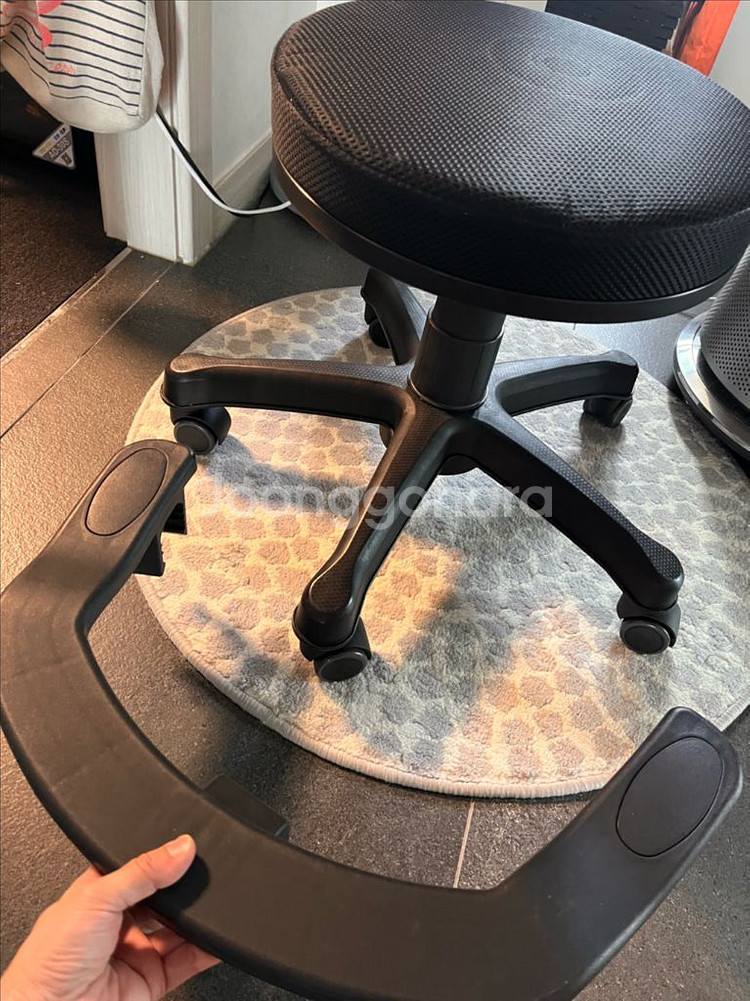 블랙 원형 보조 스툴 의자--1