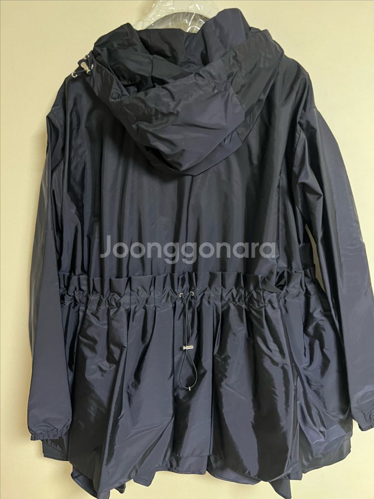 몽클레어 여성 바람막이--6