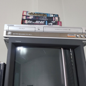 sony브라운관 tv pvm 14n5e 방모 팝니다.