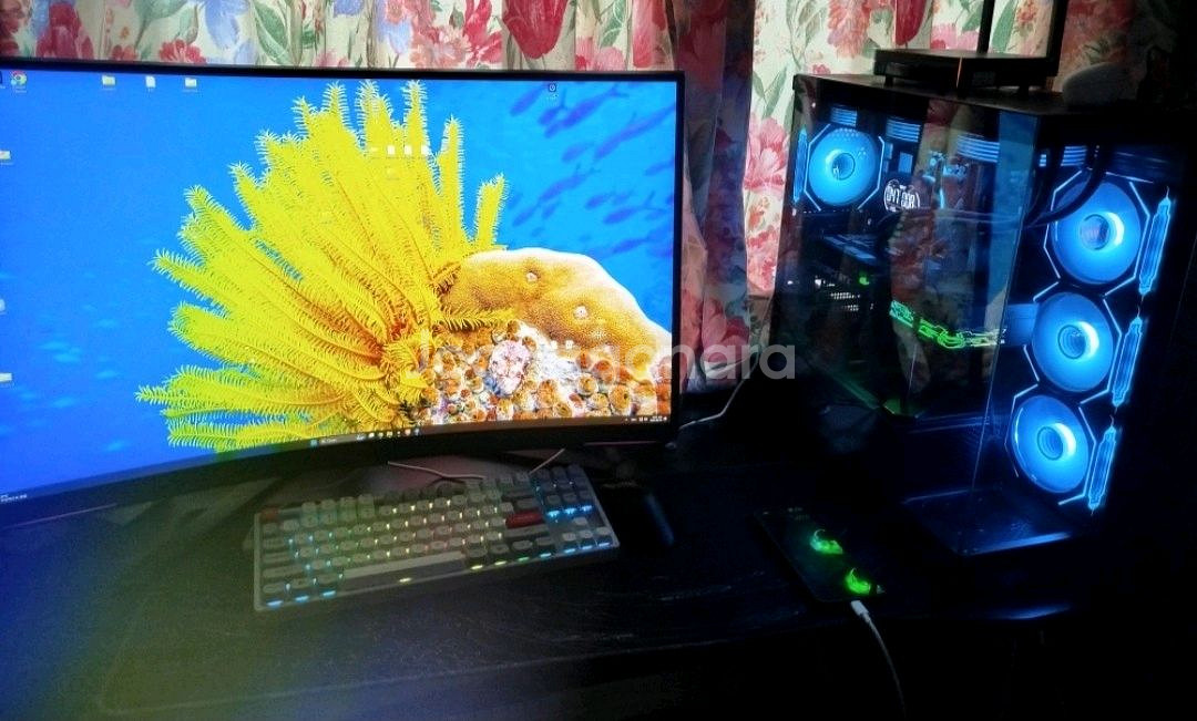 본체,AMD라이젠7-6세대 9800X3D,RTX5080--0