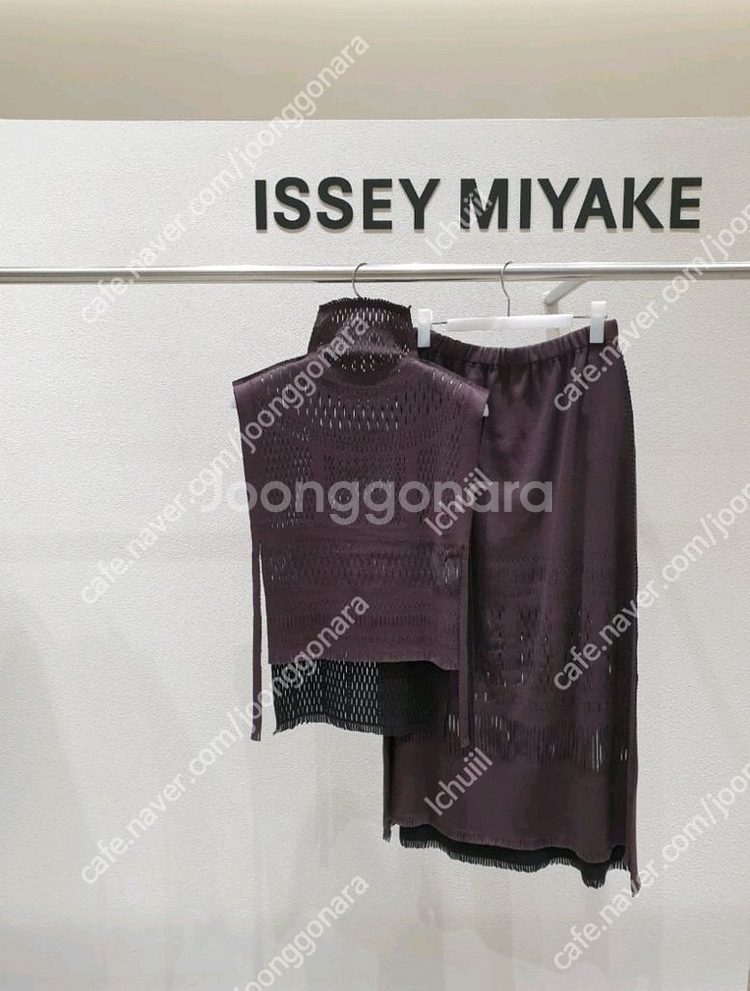 이세이미야케 루센트 니트 탑 겸 베스트--3