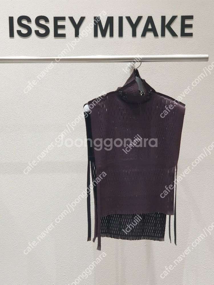 이세이미야케 루센트 니트 탑 겸 베스트--4