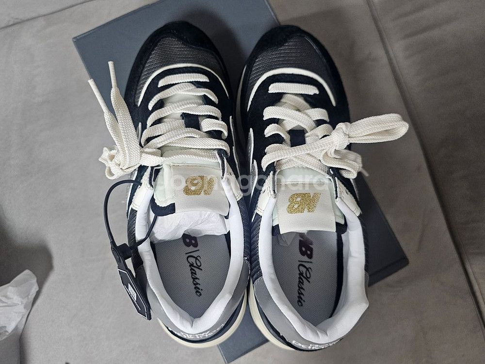 뉴발란스 574 레거시 블랙 235 새제품!!--3