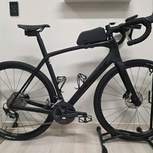 트렉(TREK) 도마니SL6 3세대 무광블랙 56