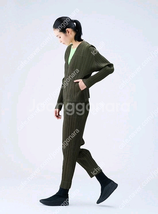 플리츠플리즈 집업 자켓,가디건--2