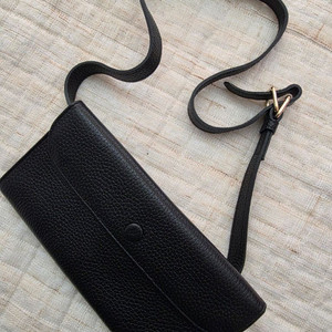 봉긋 어라운드백