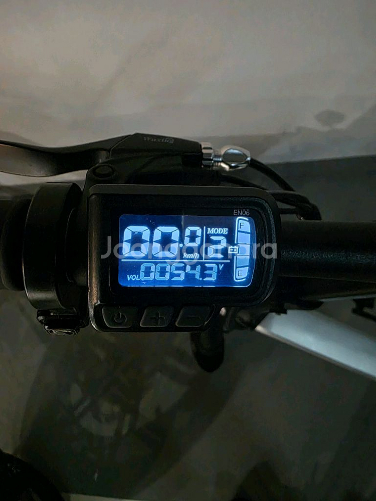 볼트몬스터 VS700 MV20 PAS 전기자전거--3