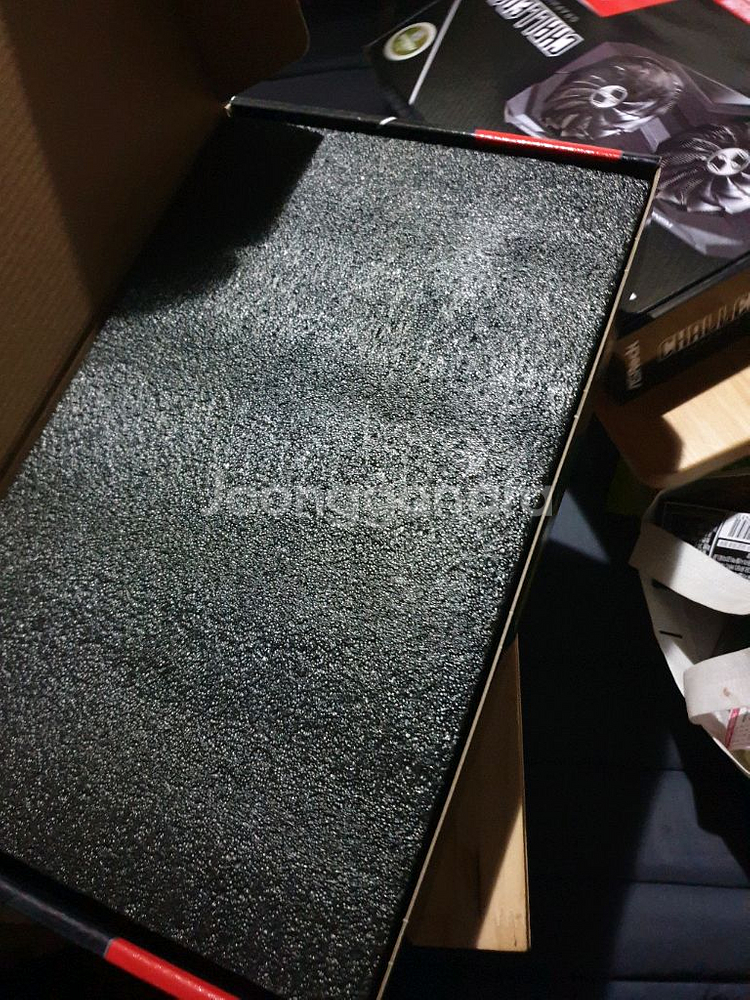 ASRock 라데온 RX 6600 CHALLENGER--1