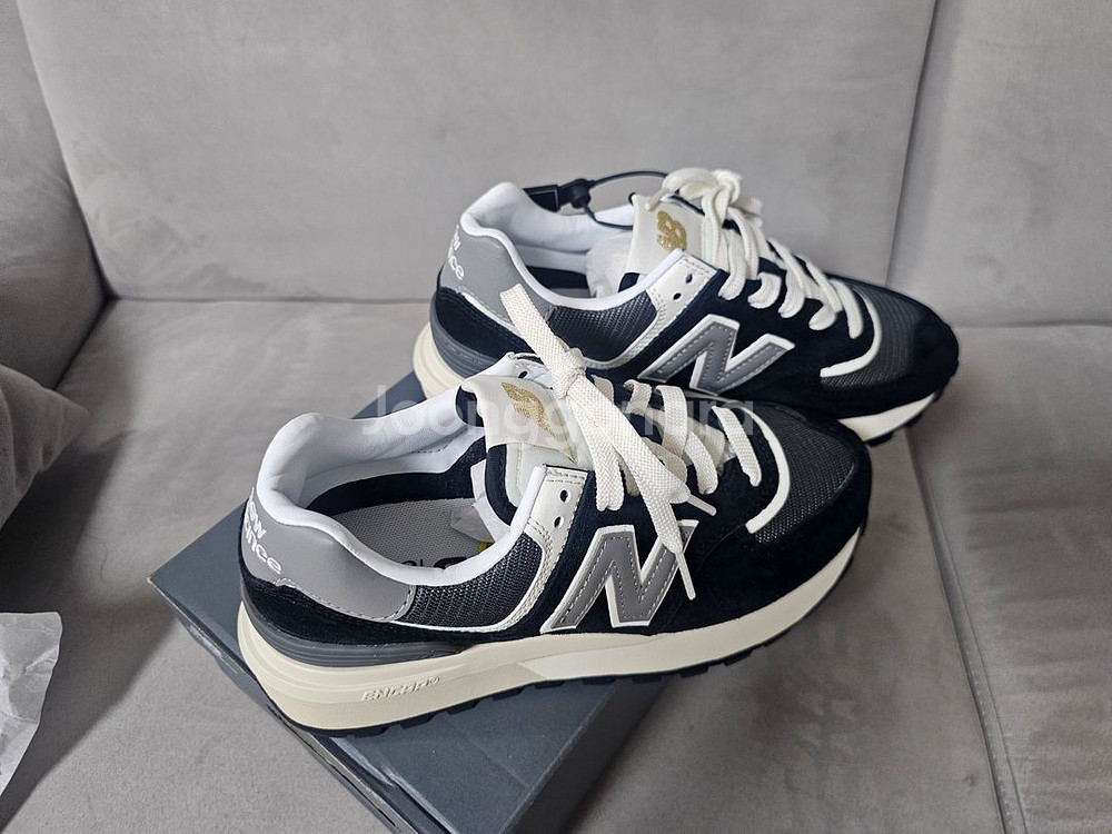 뉴발란스 574 레거시 블랙 235 새제품!!--4