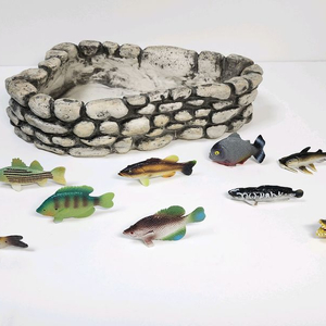 미니 연못 수반(도기 재질)+물고기 모형 판매합니다