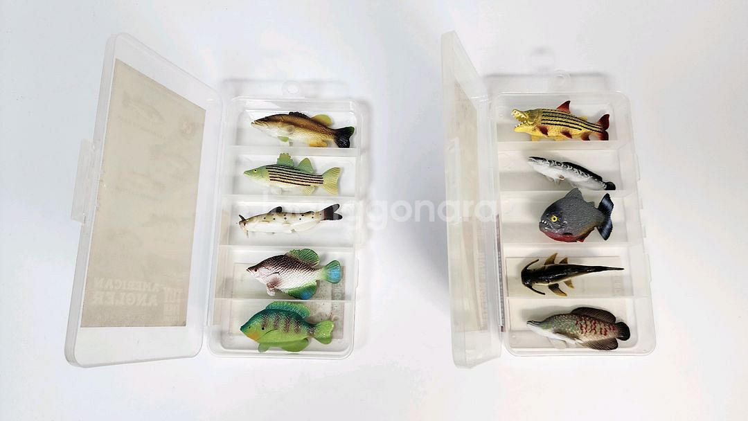 미니 연못 수반(도기 재질)+물고기 모형 판매합니다--4