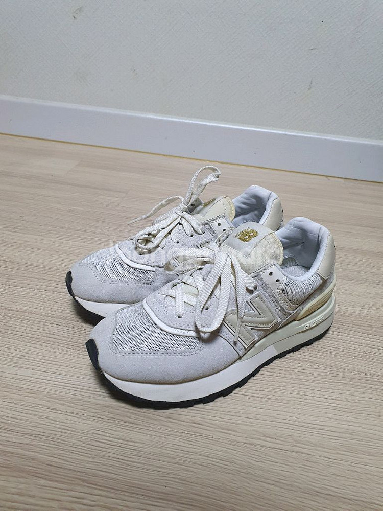 뉴발란스 574 레거시 아이보리 운동화 235--3