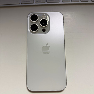 미국판) 아이폰 15Pro 256GB 화이트 + 케이스