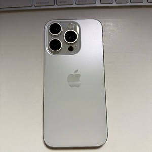 미국판) 아이폰 15Pro 256GB 화이트 + 케이스