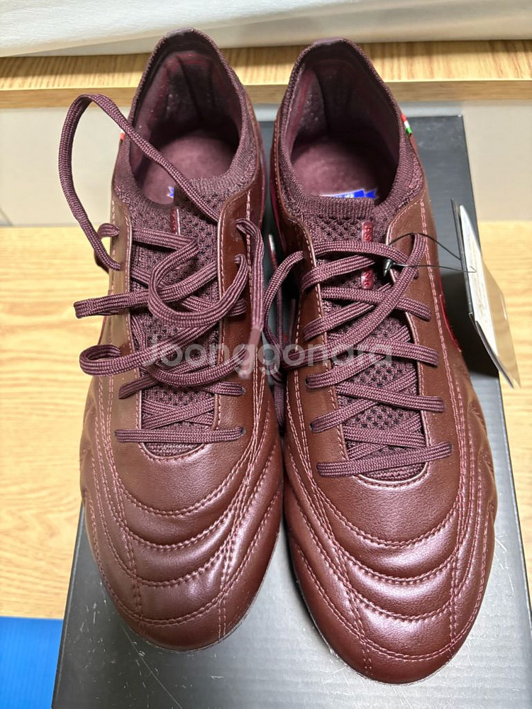 나이키 티엠포 레전드10 몬테벨루나 사이즈 255--7