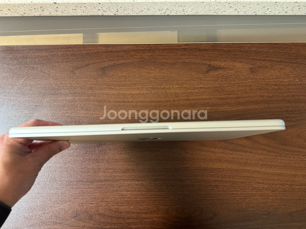 맥북에어 M2 8G 256G 스타라이트 팝니다--6