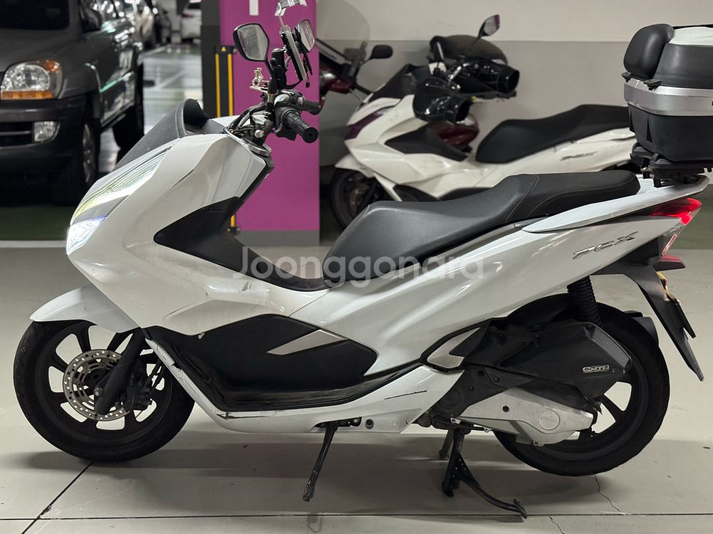 pcx125 20년식 2만키로 판매합니다--2