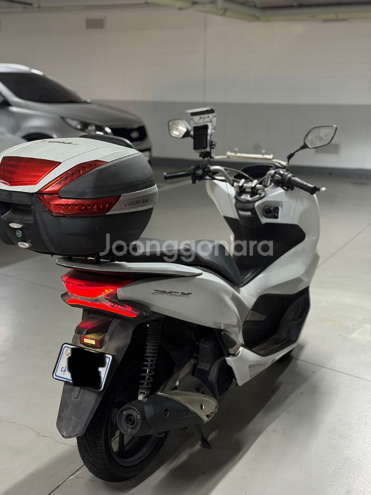 pcx125 20년식 2만키로 판매합니다--5