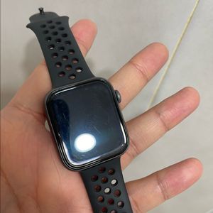 애플워치se 44mm gps모델 팝니다