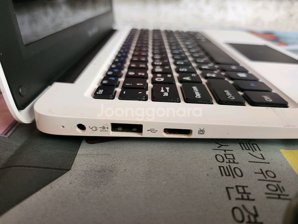 부품용 스톰북11 32GB /충전기없어요/먹통--3