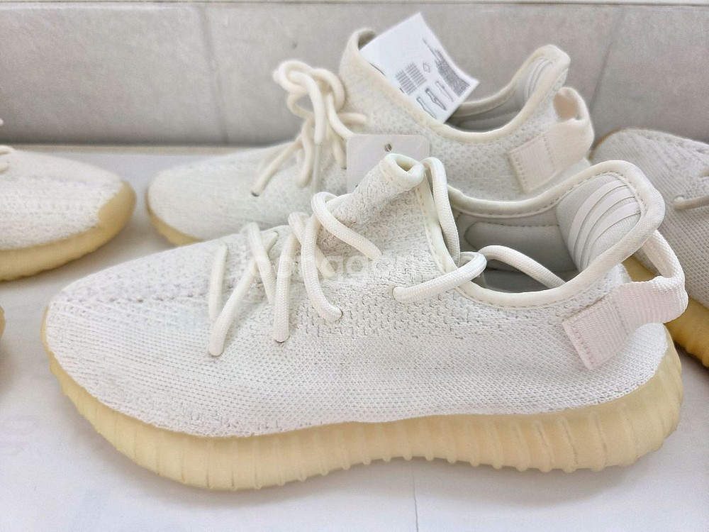 아디다스 이지부스트 350 V2 베이지--1