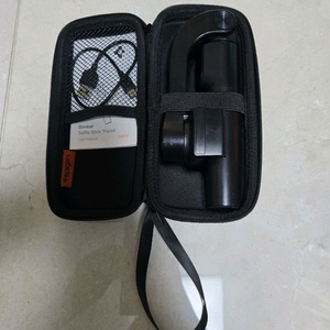 짐벌 셀카봉 삼각대 spigen s610w