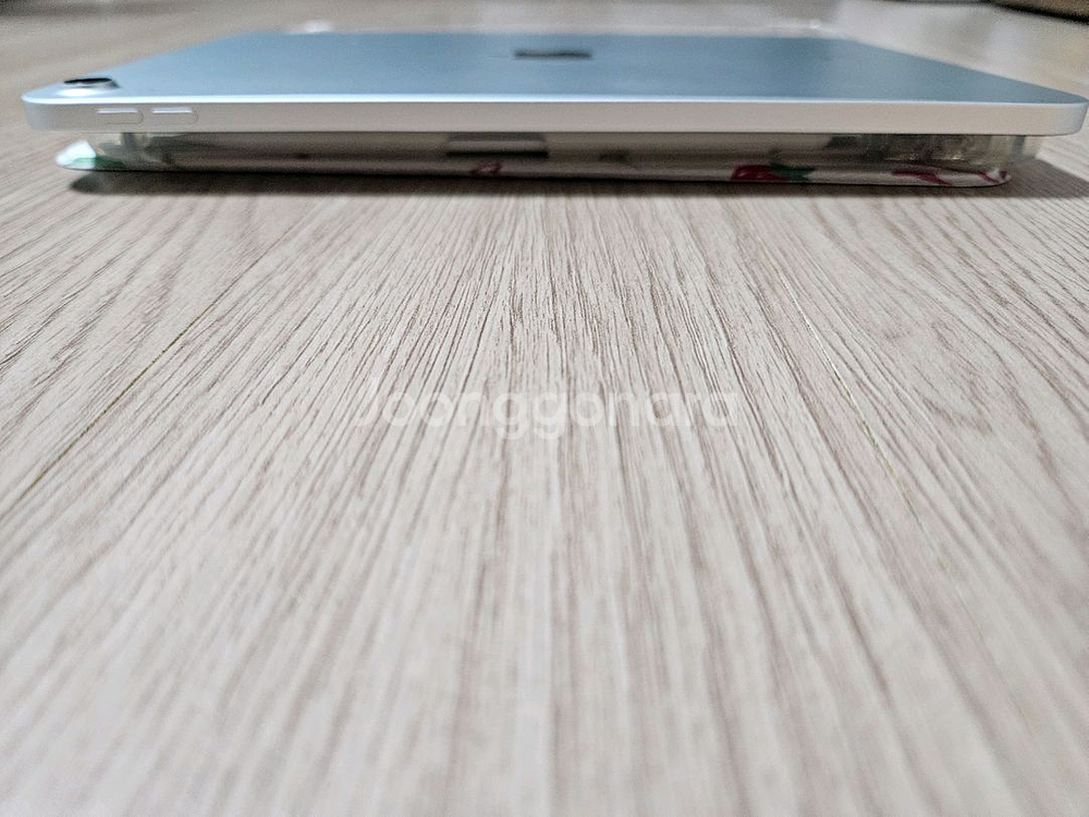 아이패드 10세대 Wi-Fi 64GB 실버 판매 합니다--5