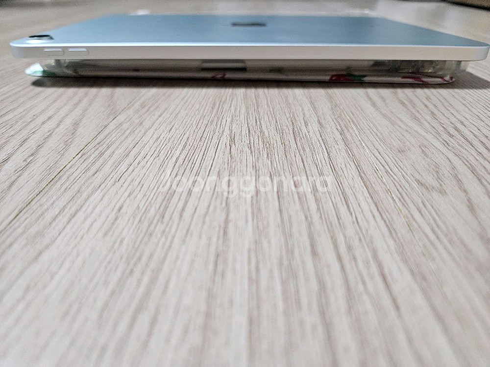 아이패드 10세대 Wi-Fi 64GB 실버 판매 합니다--6