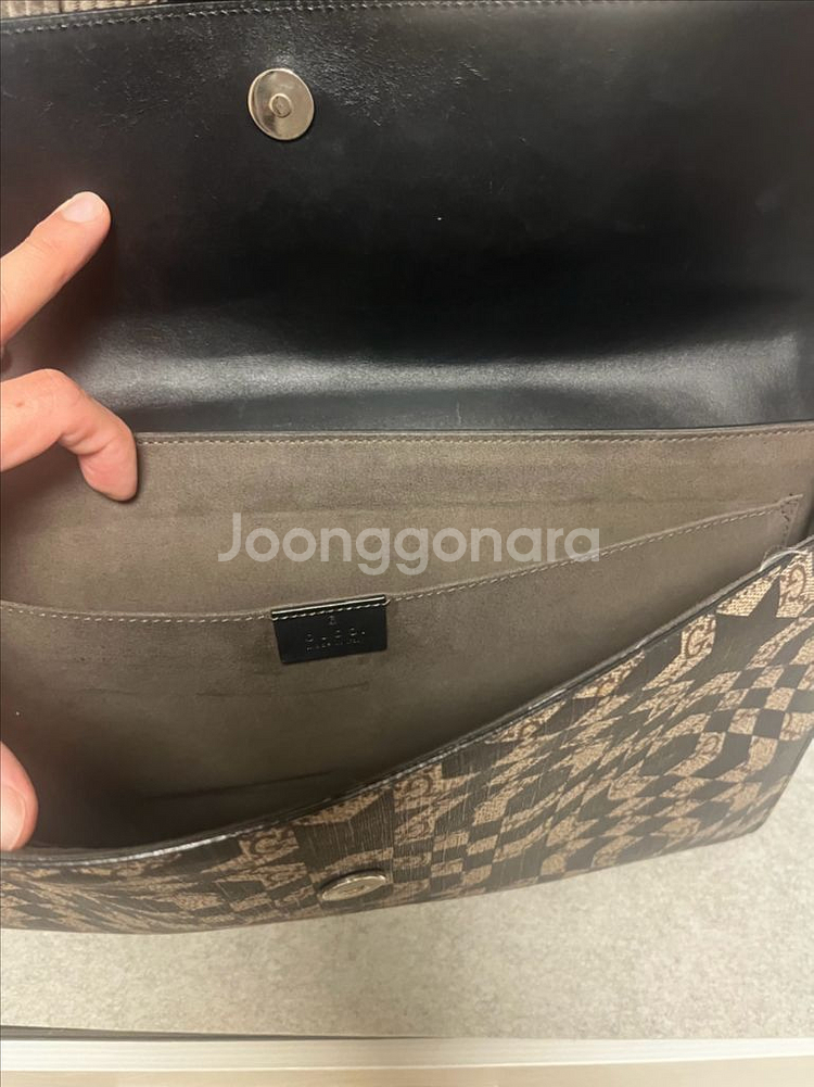 (정품)구찌 칼레이도 슈프림 클러치--1