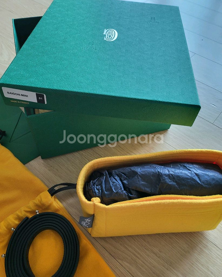 고야드 사이공 미니 블랙 판매합니다.--9