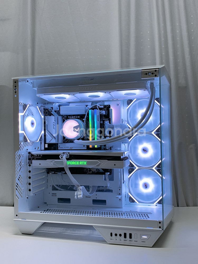 RTX5060Ti 8G 인기고사양 게이밍 컴퓨터데스크탑--1