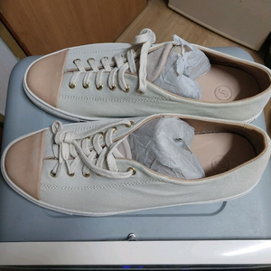 파라시아 아이보리 캔버스 270