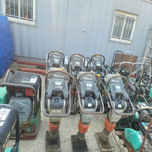 [중고] 바닥 다지기 람마 판매 임대