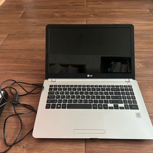 LG 15N54 i5 4310M 팝니다