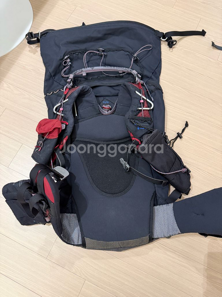 클라터뮤젠 아바카40L 배낭 판매합니다--0
